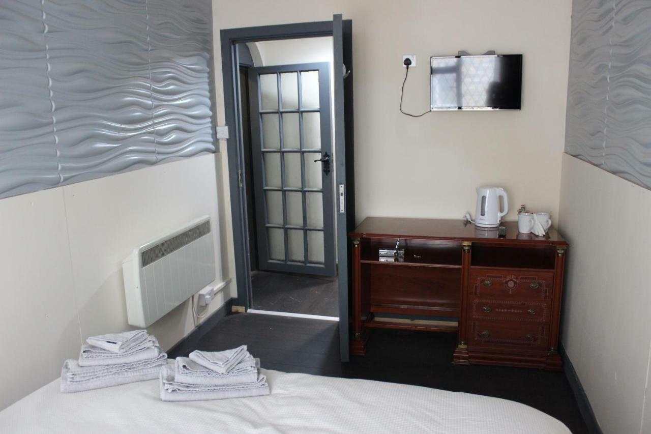 Donegal Lodgings - Apt 3 - Br En-Suite Donegal Town Luaran gambar